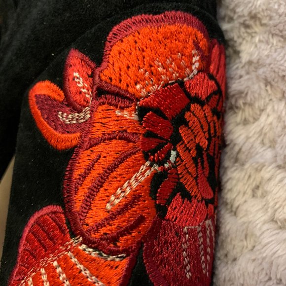Jessica Simpson Embroidered Leather Boots 5 1/2 - Picture 2 of 5
